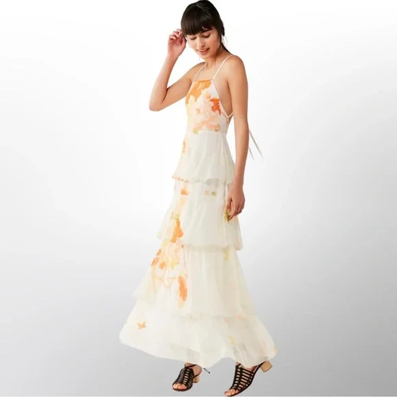Urban Outfitters Tally Tiered Floral Maxi Dress - Picture 3 of 10